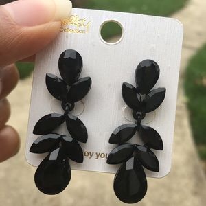 Black Petal Chandelier Earrings